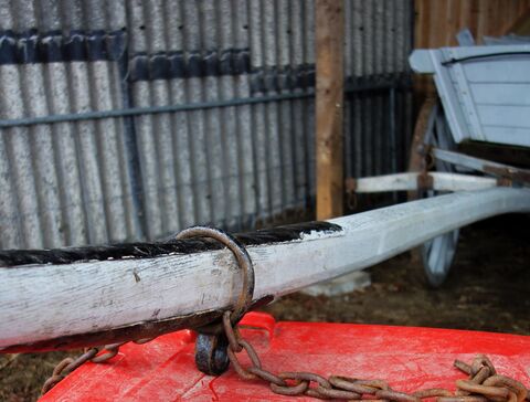 Deichsel mit leichtem Schwung