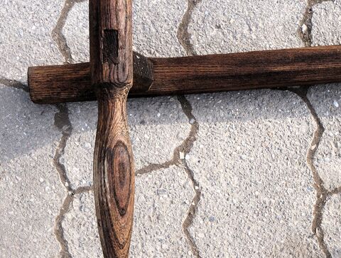 oberer, hinterer Griff (Handhabe) auf 1,40m Höhe