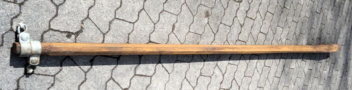 Holzdeichsel mit Deichselbrille, Eigenbau