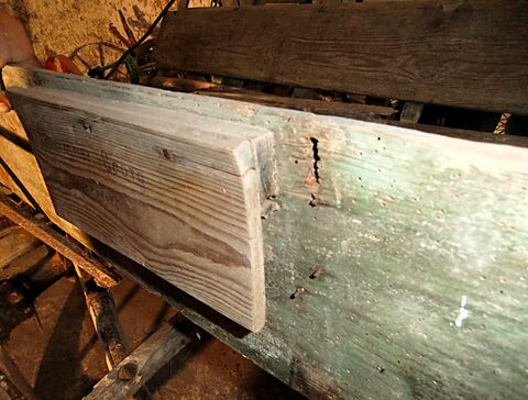 vorgeschriebenes Kennzeichen des Eigentümers links am Fuhrwerk: Obermeier Georg, Siegersdorf