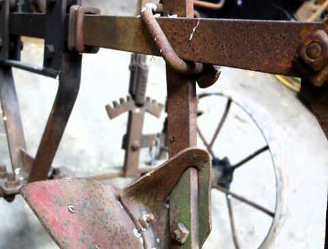 verstellbares Sech von hinten