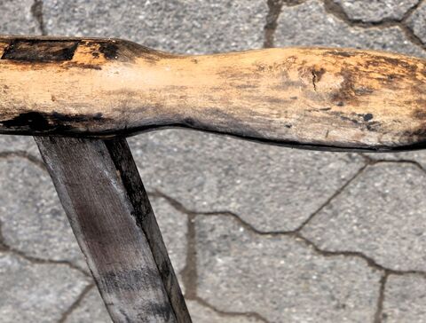 oberer, hinterer Griff (Handhabe), direkte Befestigung am Sensenbaum