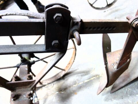 Begrenzung der Verschiebemöglichkeit des Grindels