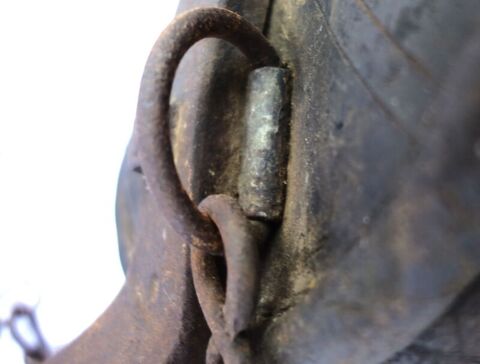 rechter D-Ring mit Haltekette