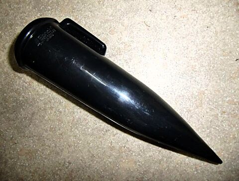 Plastikköcher für Wetzstein aus der Schweiz