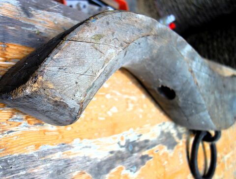 Halsdoppeljoch aus Lorsch, Halsauflage