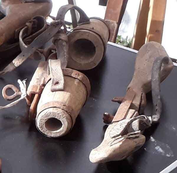 Hornführer aus Holz vom Landwirtschaftsmuseum Hilchenbach-Hadem Hornführer aus Holz vom Landwirtschaftsmuseum Hilchenbach-Hadem
