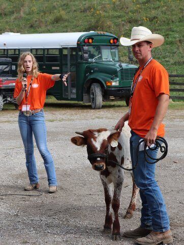 Kara Dickinson and Doug Burris gave a demonstration of the DCC Stage 1 halter training, IQ testing seven day score process.