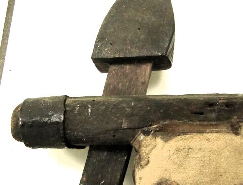 Original-Holzzapfen, vierkantig mit angeschrägtem Kopf