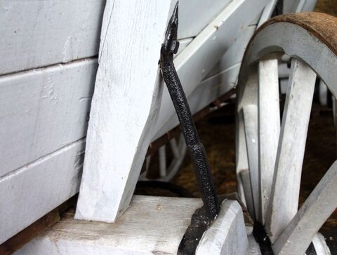 Seite des vorderen Kipfstocks