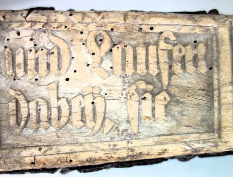 und laufen dabey, sie
