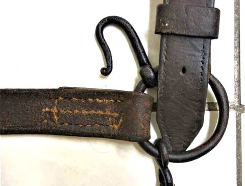 Geschirr-Ring am Bauchgurt, Details